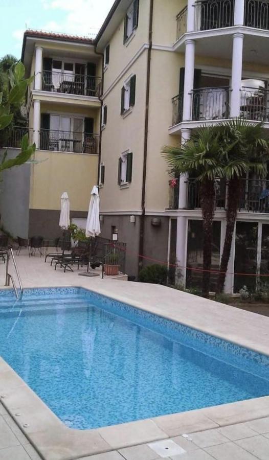 Apartman Mare Opatija Zewnętrze zdjęcie